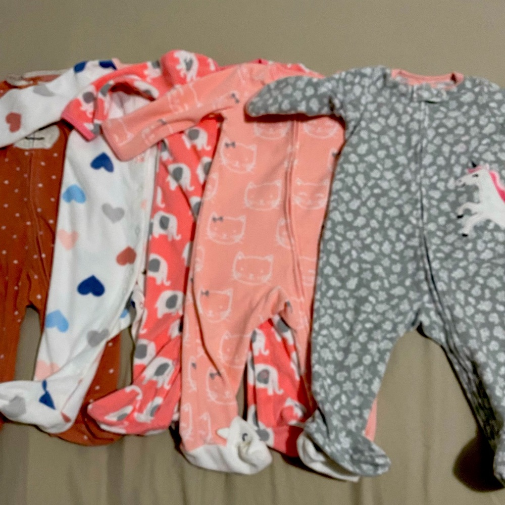 NWOT Carters Fleece pajamas